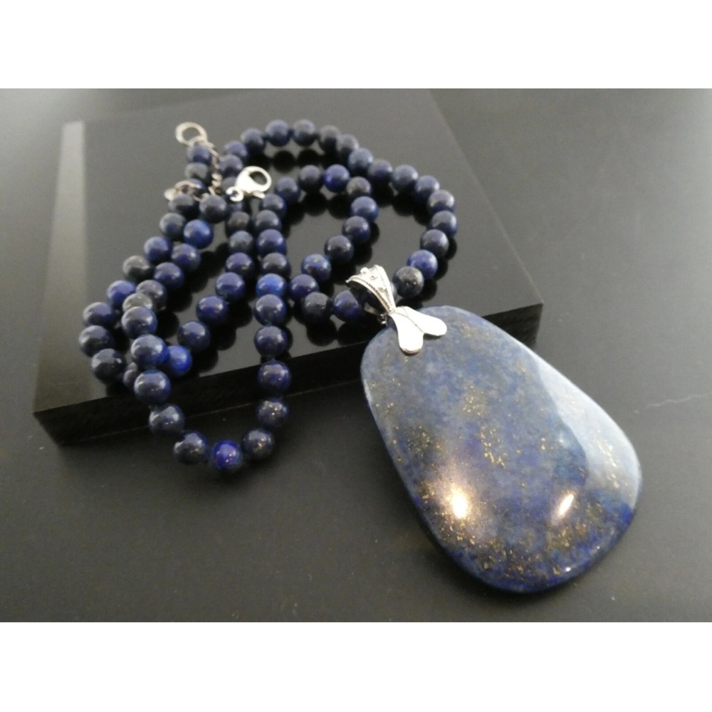 Elegant Blue Stone Necklace with Silver Details
